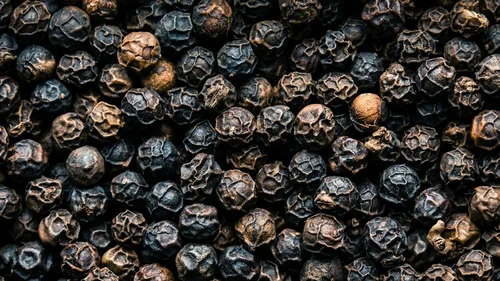 Black Peppercorns (200g)