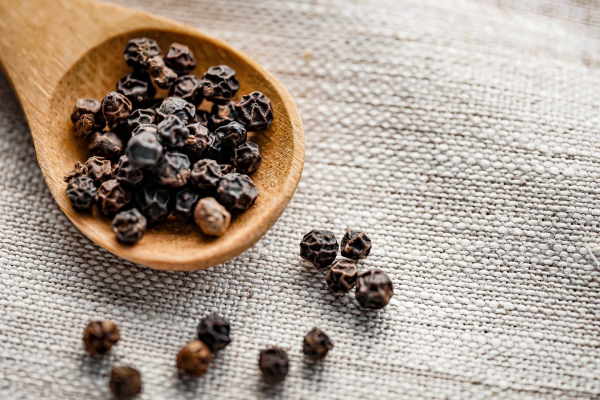 Black Peppercorns (150g)